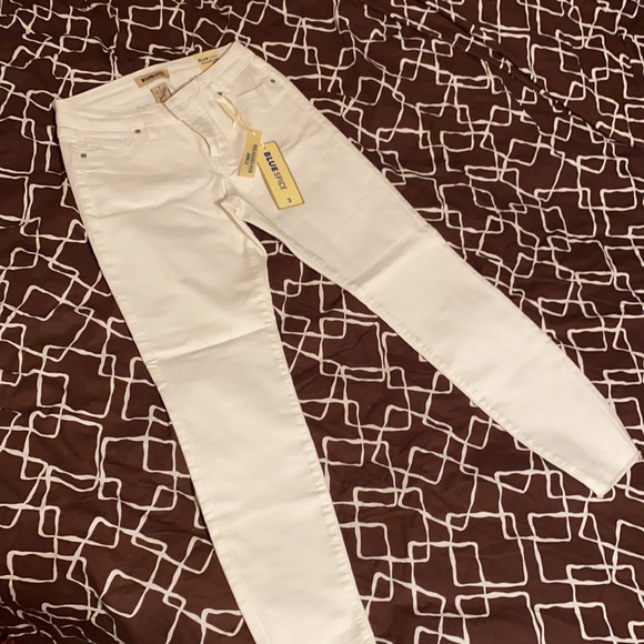 Stretchy Skinny Jeans - Picture 3 of 6